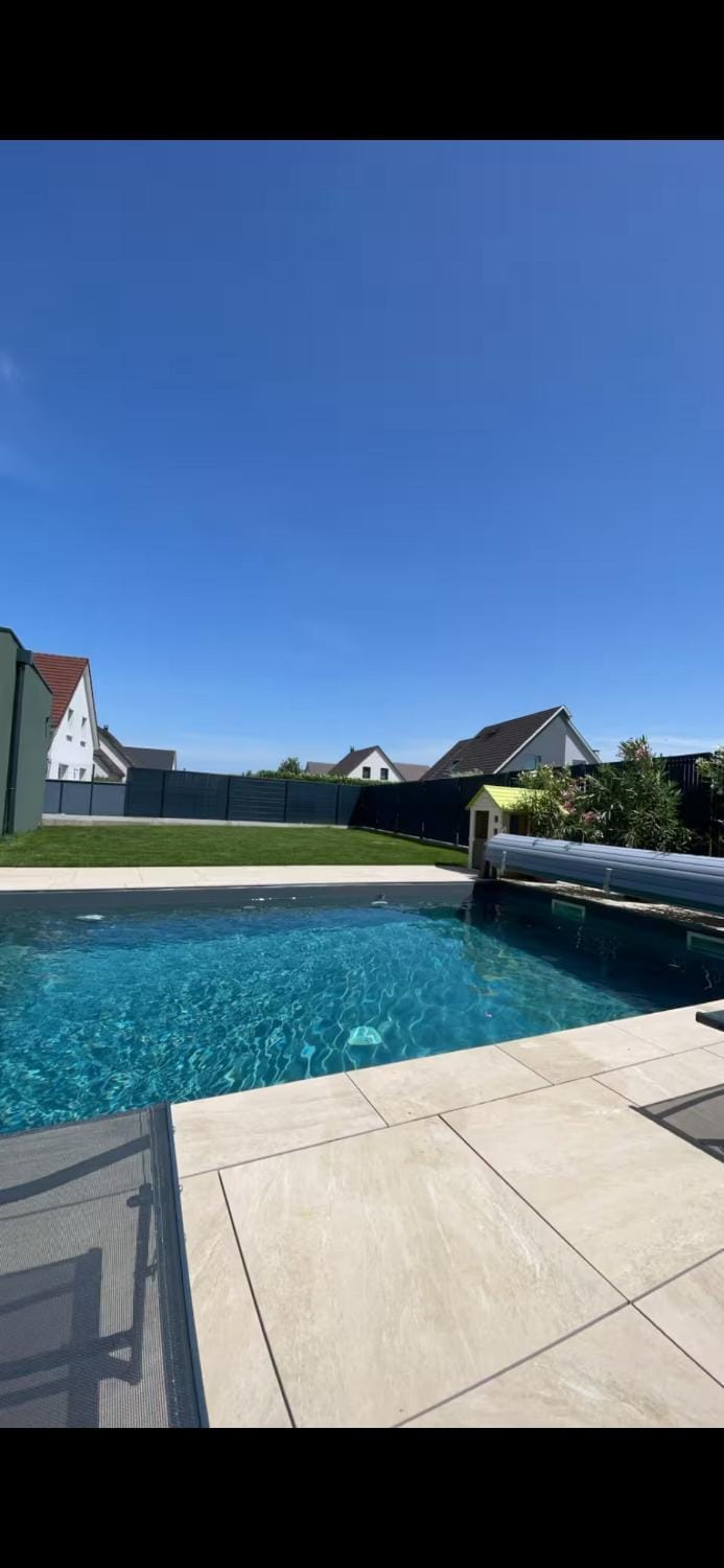 Maison spacieuse au calme proche Colmar avec piscine Villa in Grand Est