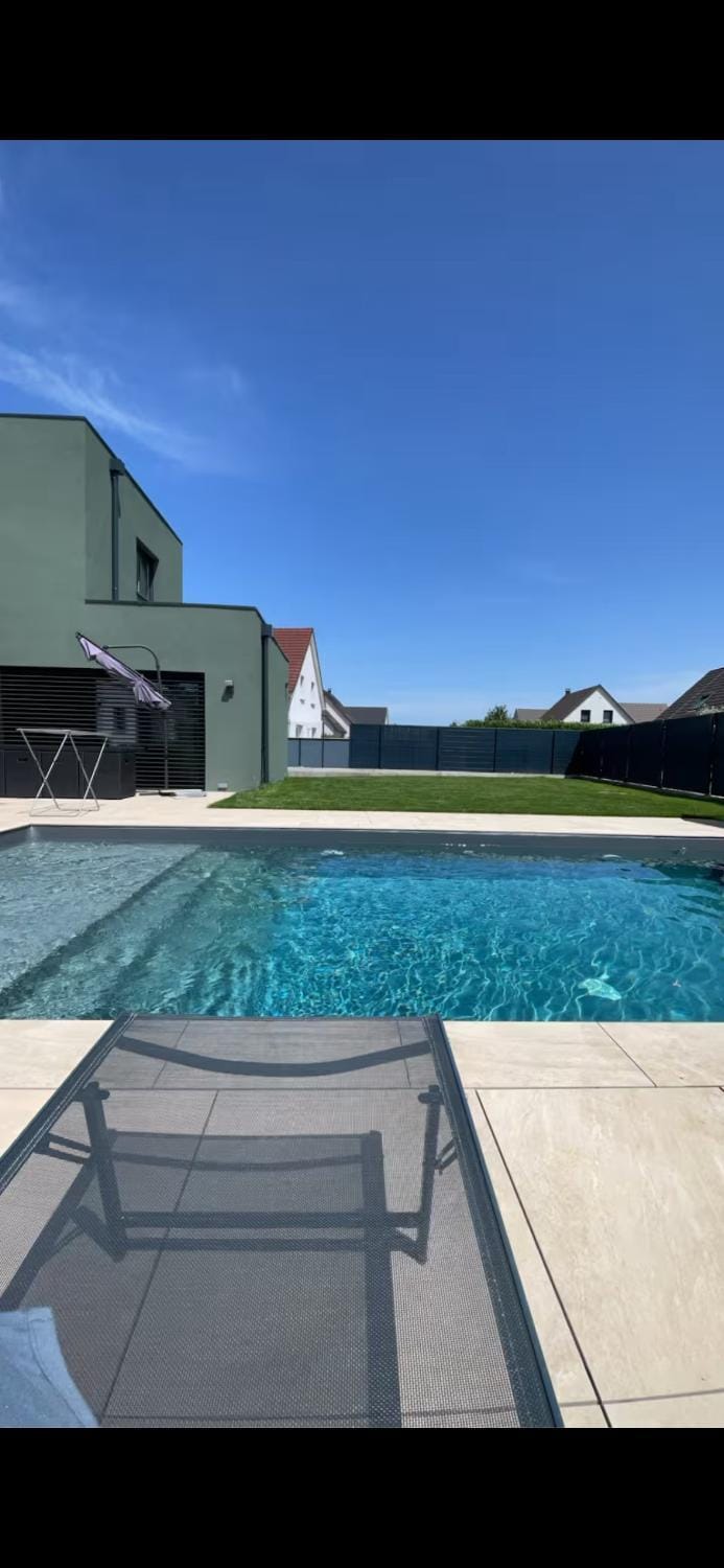 Maison spacieuse au calme proche Colmar avec piscine Villa in Grand Est