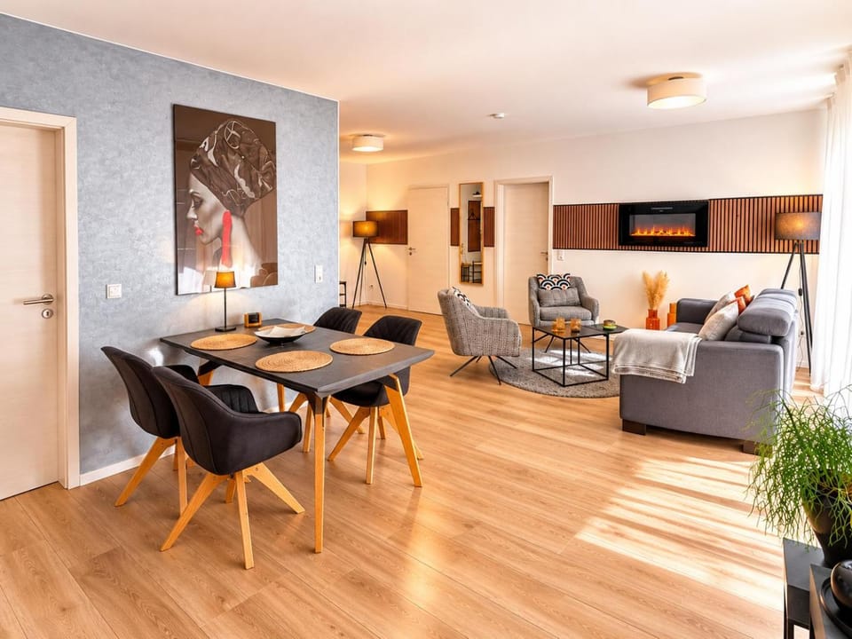 Living room, Seating area, Dining area