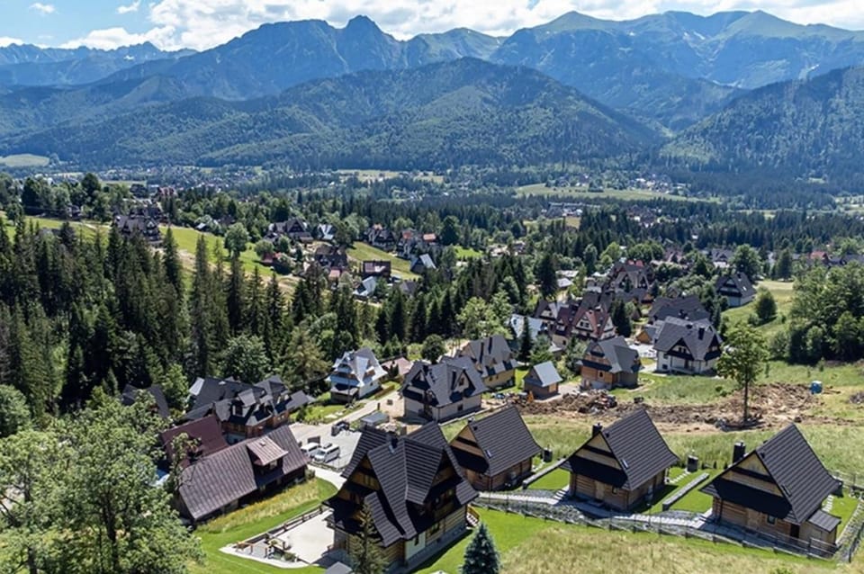 Bird's eye view, Mountain view