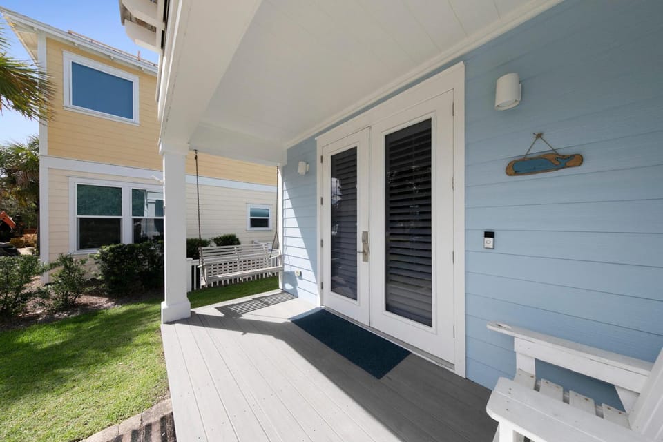 Sea Suite - Large hot tub with an easy walk to the beach House in South Walton County