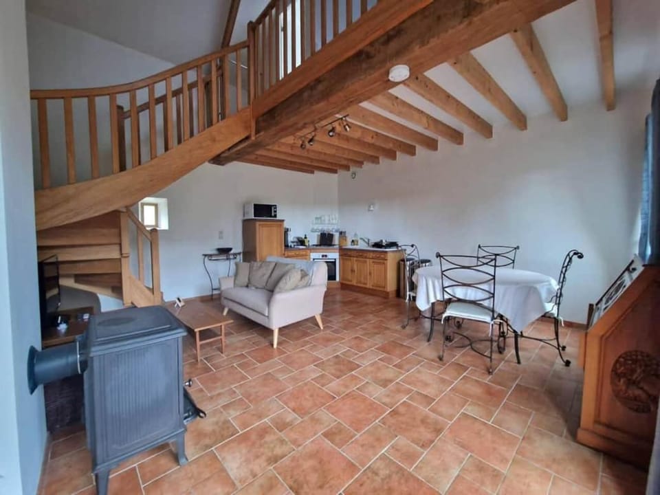 Escapade nature, 2 maisons de charme pour 6 House in Normandy
