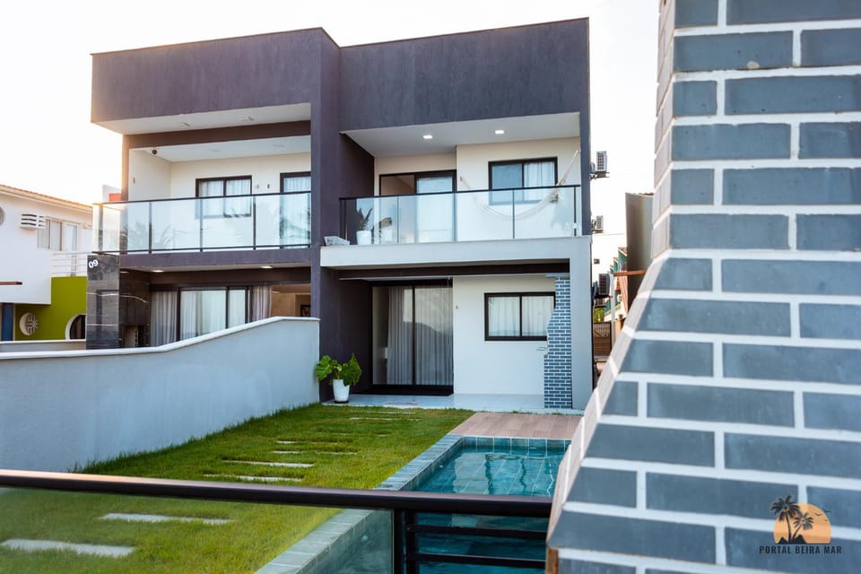 Property building, Patio, Day, Balcony/Terrace, Pool view, Swimming pool