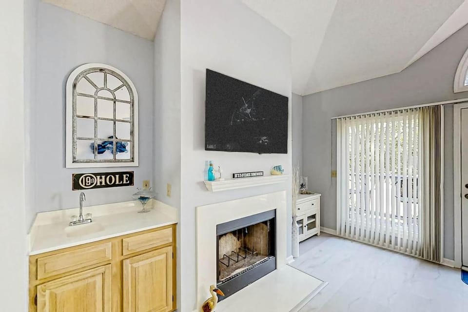 Tidewater Dream House in Little River