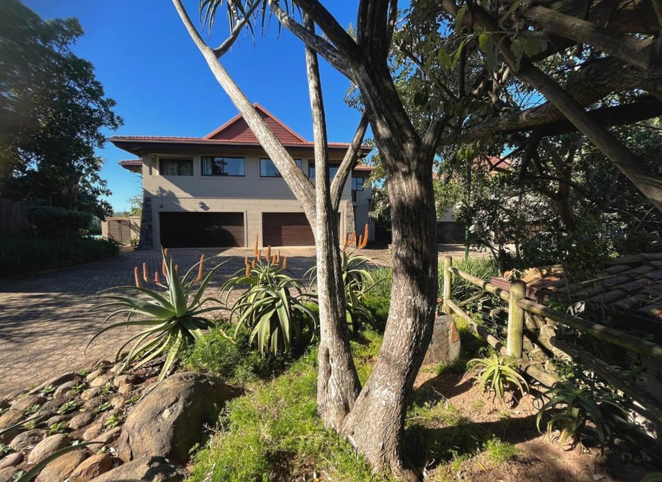 Baluwatu 10 Zimbali Estate Villa in Dolphin Coast