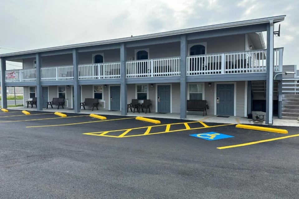 Property building, Parking