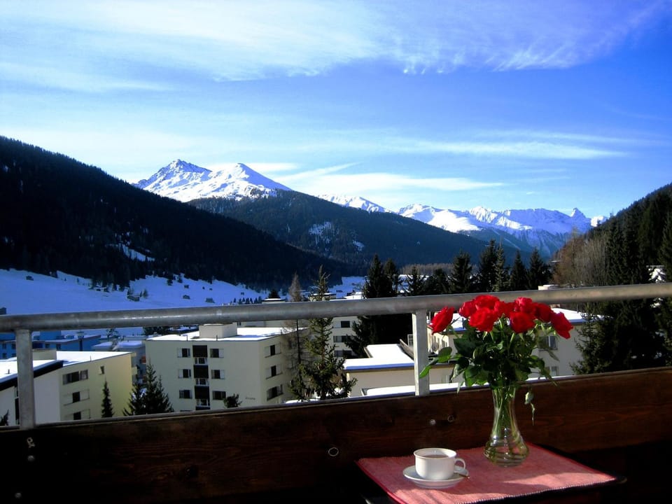 View (from property/room), Balcony/Terrace, Mountain view
