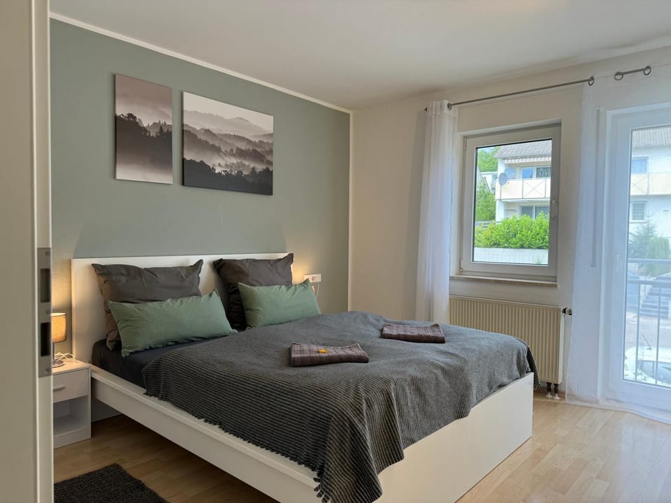 Bed, Bedroom