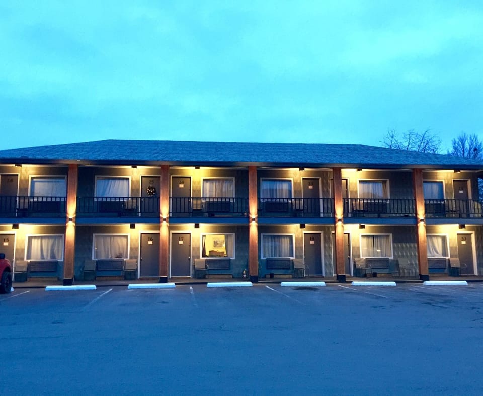 Property building, Facade/entrance, Night, On site