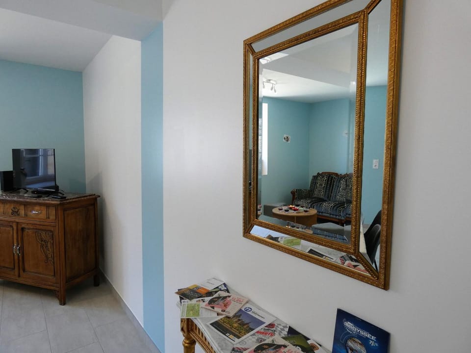 Maison rénovée avec jardin, 3 chambres, à 10 min de Chartres, idéale pour familles et escapades romantiques - FR-1-581-114 House in Centre-Val de Loire
