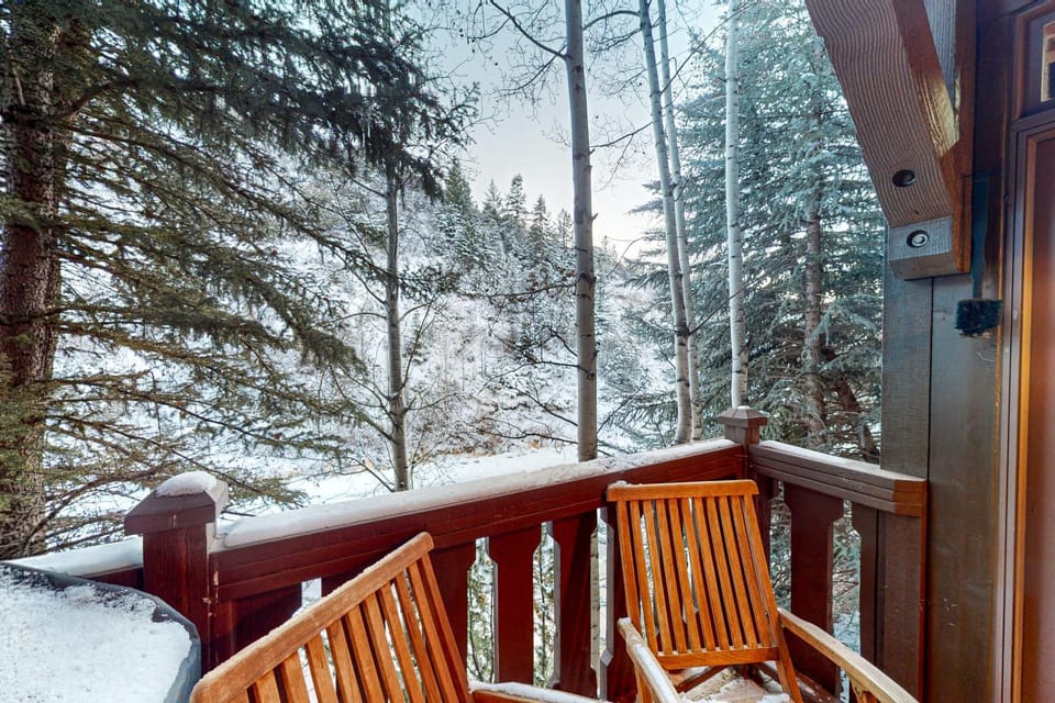 Aspenwood Lodge, Unit 203 Apartment in Edwards