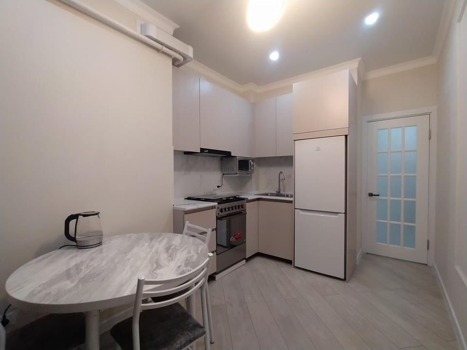 Kitchen or kitchenette, Dining area, minibar, pet friendly, stove