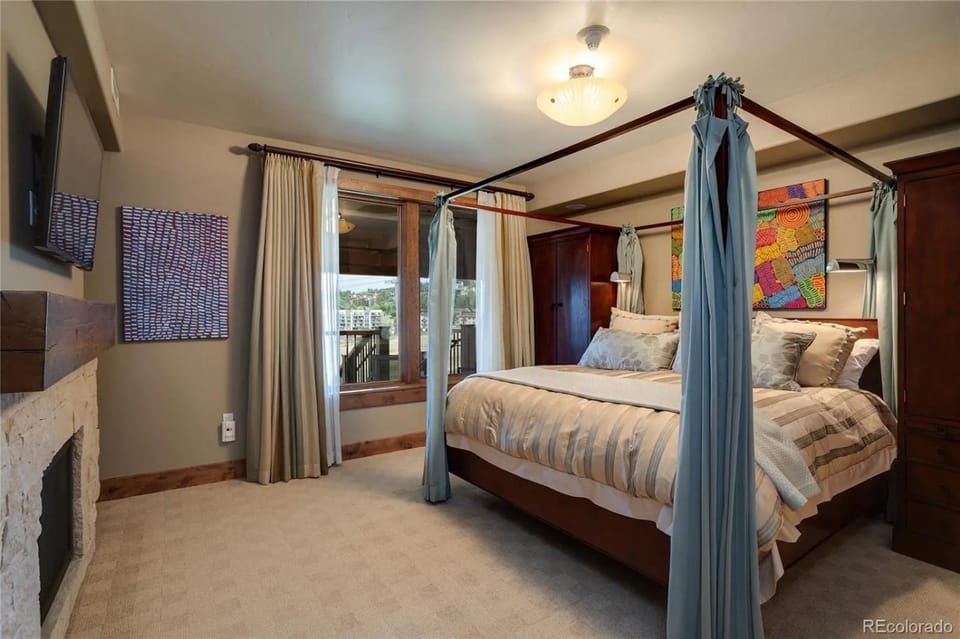 Edgemont 2301 Luxury Condo & Unbeatable Backdoor Ski-In Ski-Out Access! House in Steamboat Springs