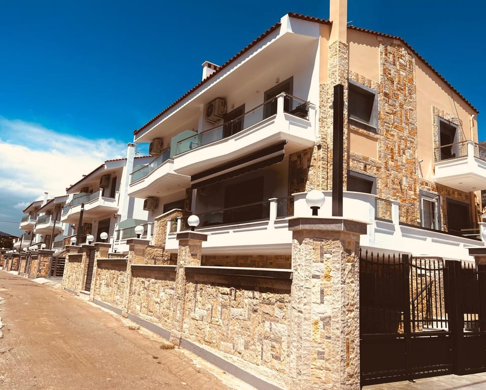 ALTAVILLAS maisonettes Apartment in Islands