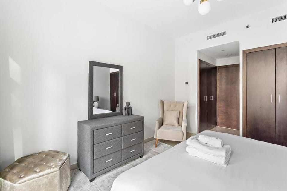 StoneTree - Modern Style 1 BR Apartment Apartment in Dubai