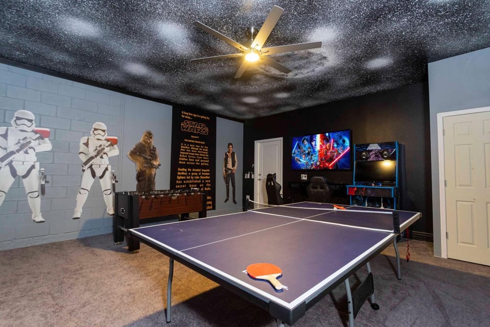 Game Room, Table tennis
