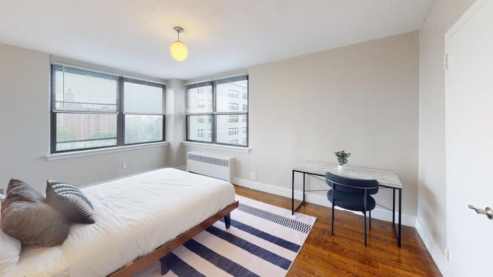 Avenue A909 Comfy 2Br, Pool, Gym, Parking Apartment in Philadelphia