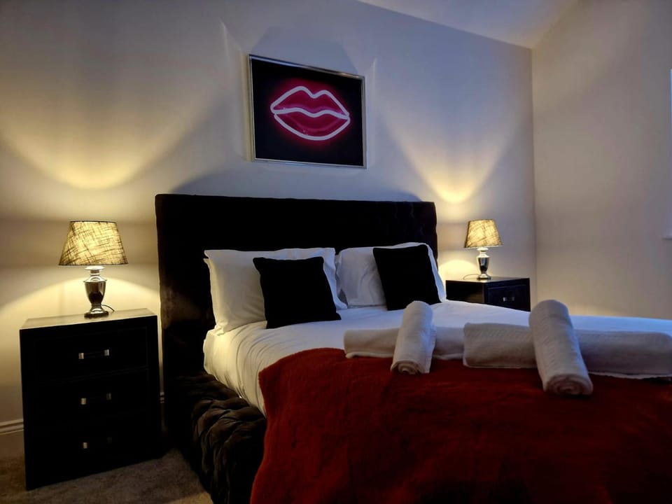 The Hamilton luxury holiday let's- Holly Barn House in Wyre District