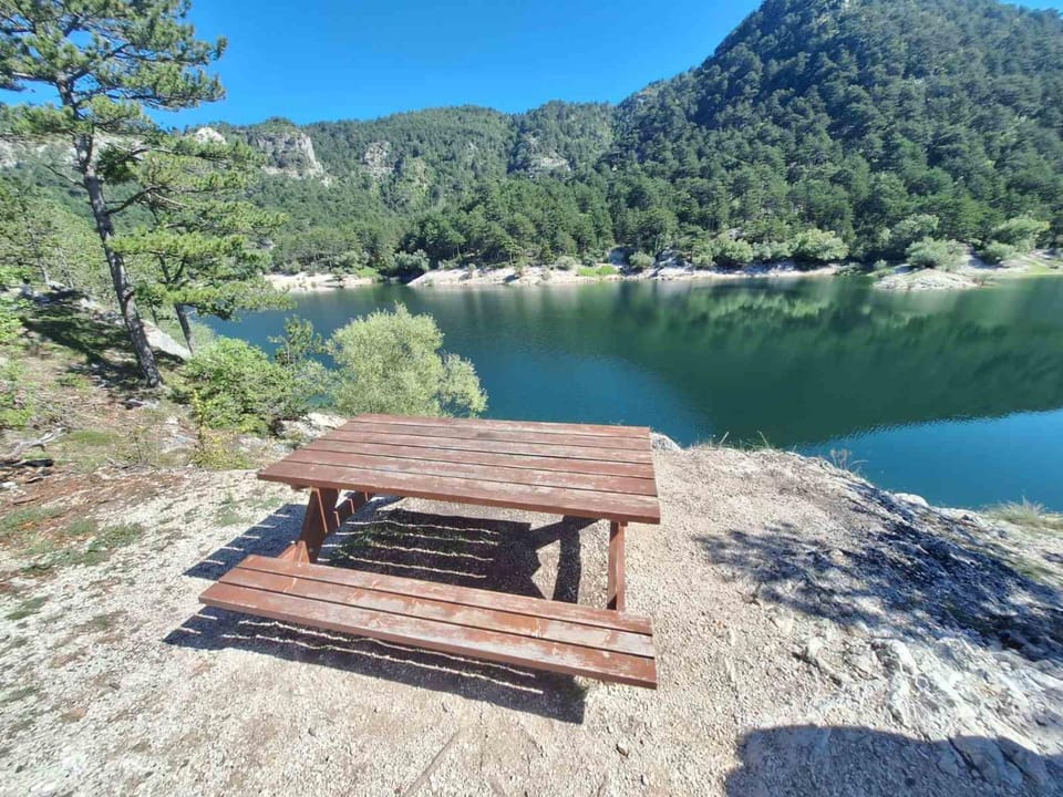 Nearby landmark, Day, Natural landscape, Lake view