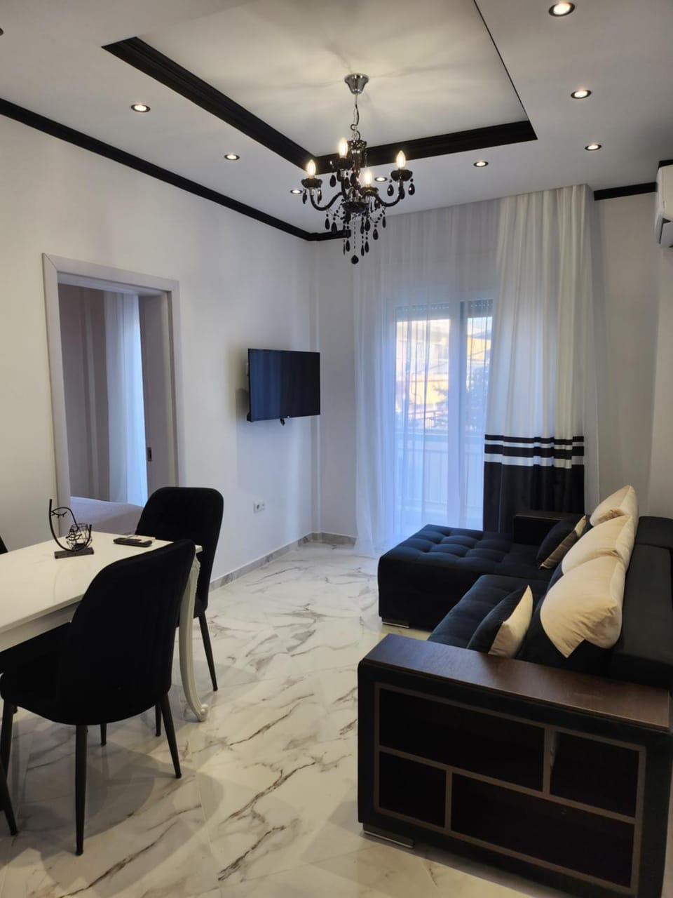 Kavala Black and White apartment Apartment in Kavala