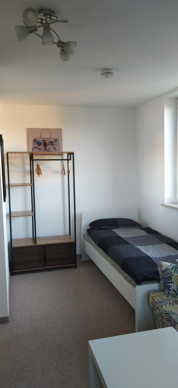 Monteurwohnung bei Pöhl im Vogtland - ideal für Teams, Free Parking Apartment in Thuringia, Germany