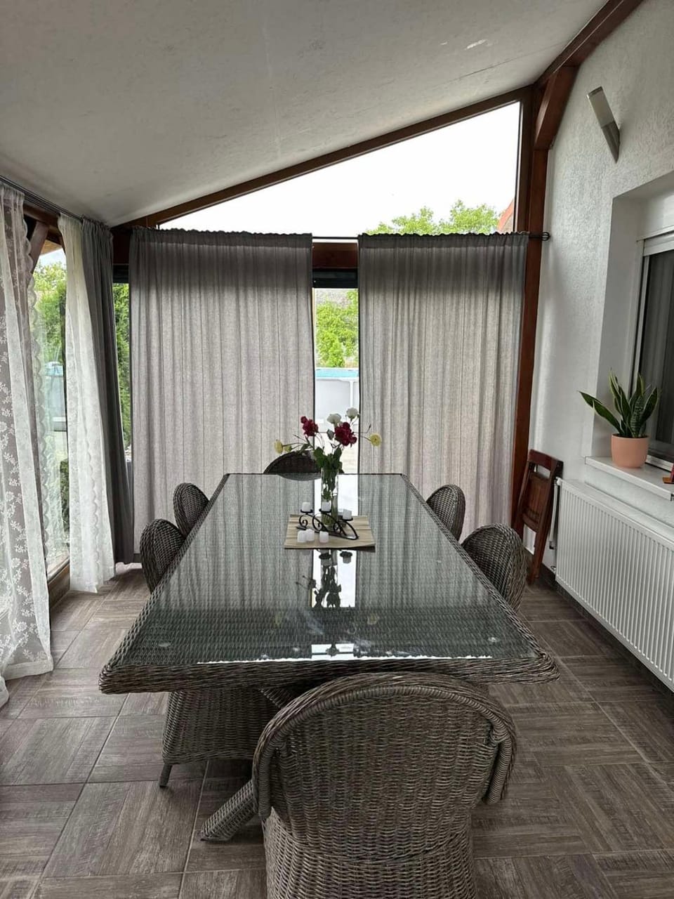 Seating area