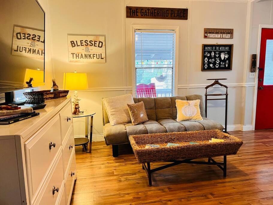 The perfect Little Cottage for your gateway! House in Florida