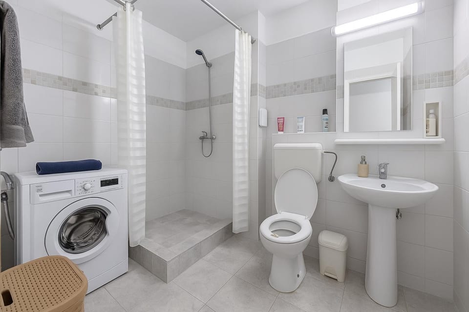 Nicolle Elite Apartment Apartment in Romania