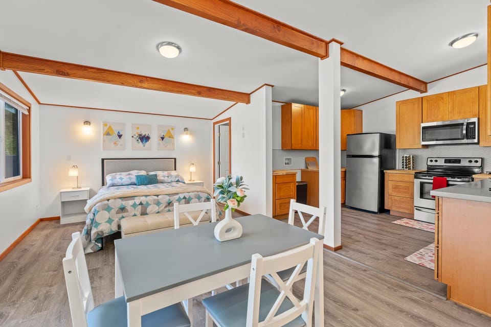 Relajate y recargate de buena vibra en nuestras cabanas de Camano Island Chalet in Camano Island