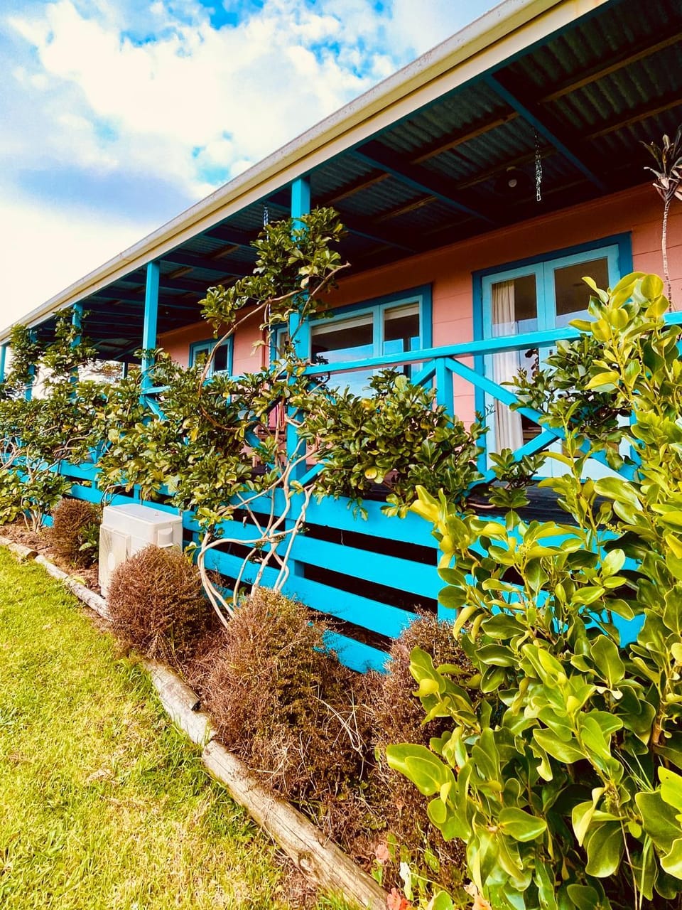 Property building, Balcony/Terrace, Garden view