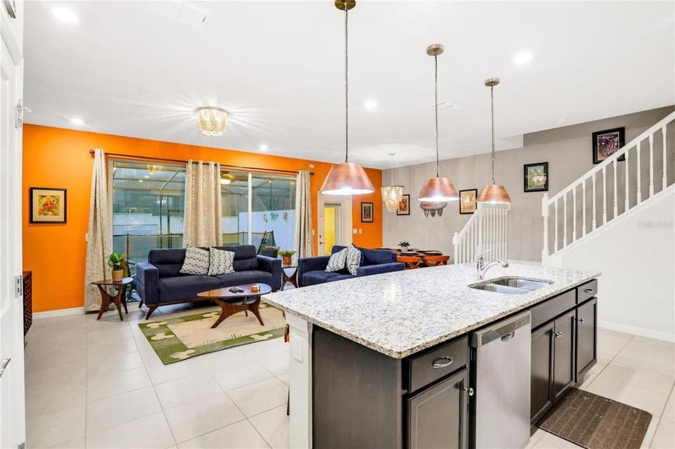Living room, Dining area, kitchen