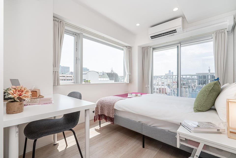 Bed, View (from property/room), Photo of the whole room, Bedroom, air conditioner