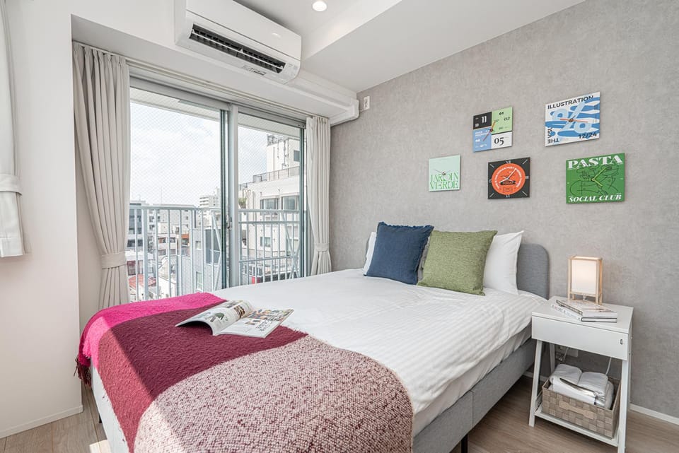Bed, View (from property/room), Photo of the whole room, Bedroom, air conditioner