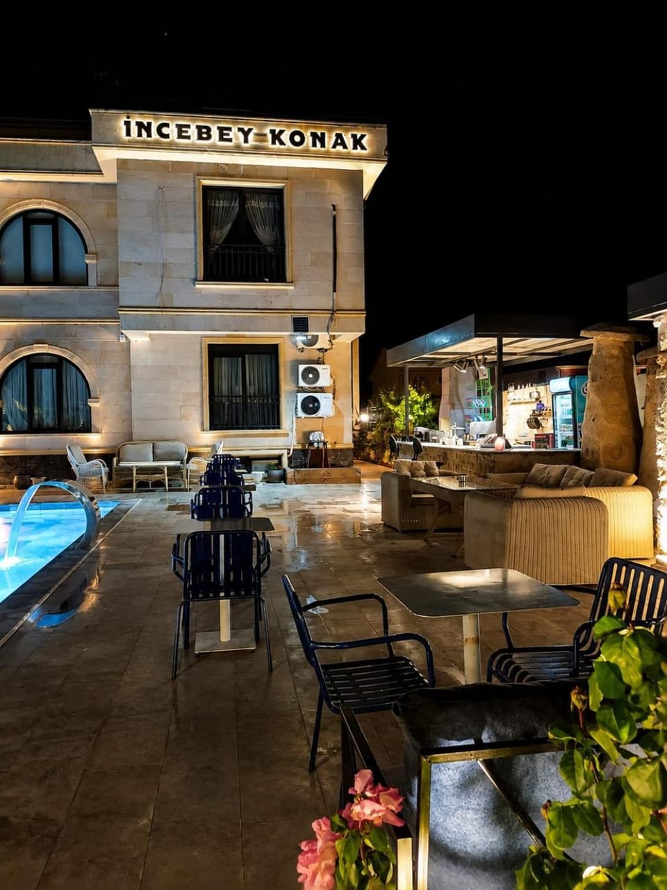 Property building, Swimming pool