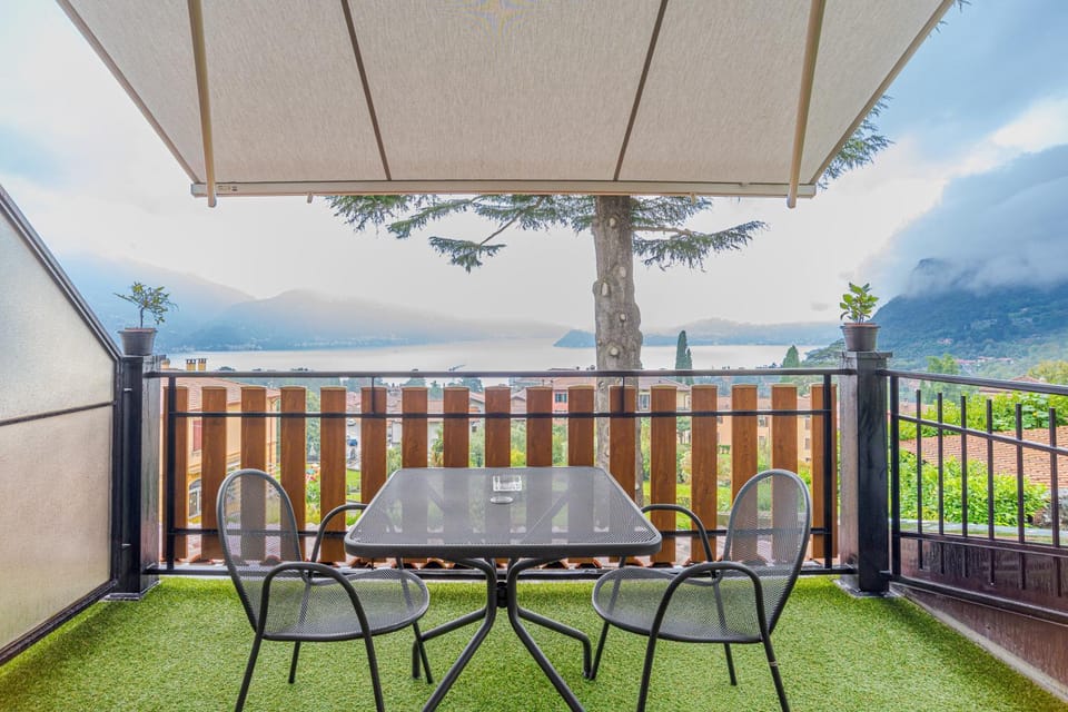 View (from property/room), Balcony/Terrace