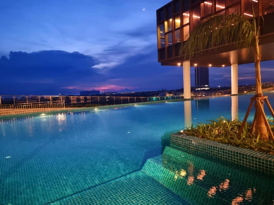 Night, Swimming pool, Swimming pool