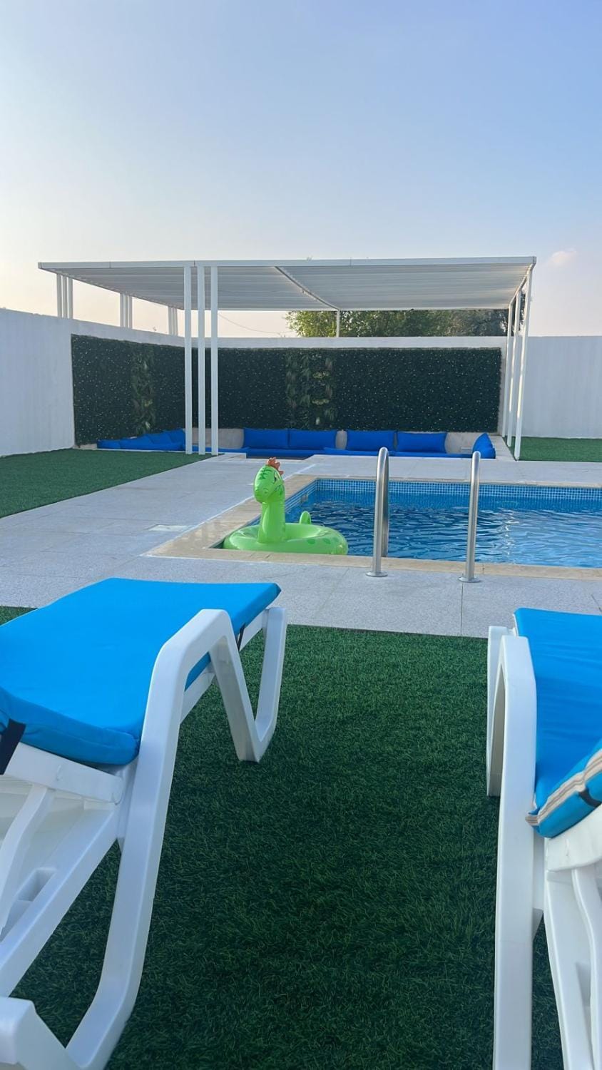 Patio, Swimming pool