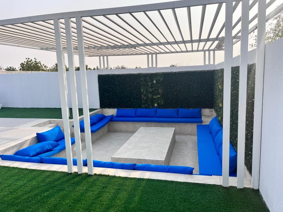 Patio, Seating area, Evening entertainment