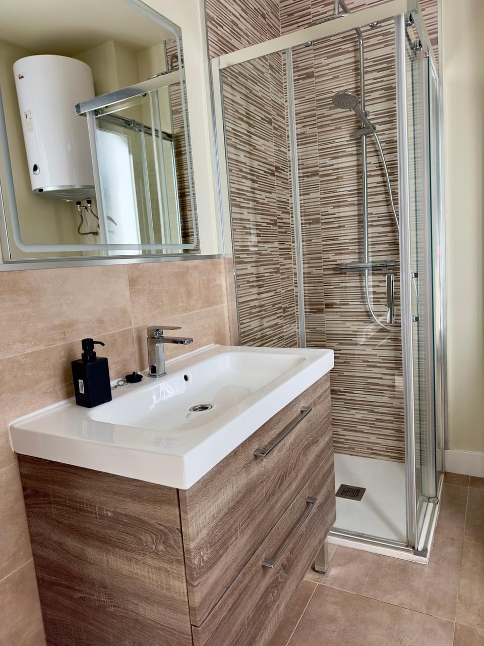Shower, Bathroom