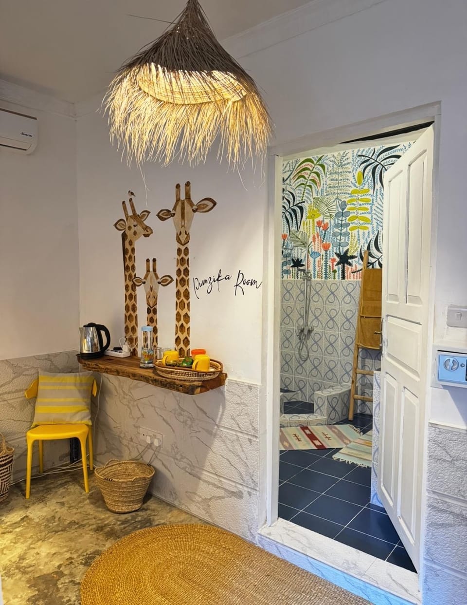 FURAHA BEACH ROOMS Bed and Breakfast in Kendwa