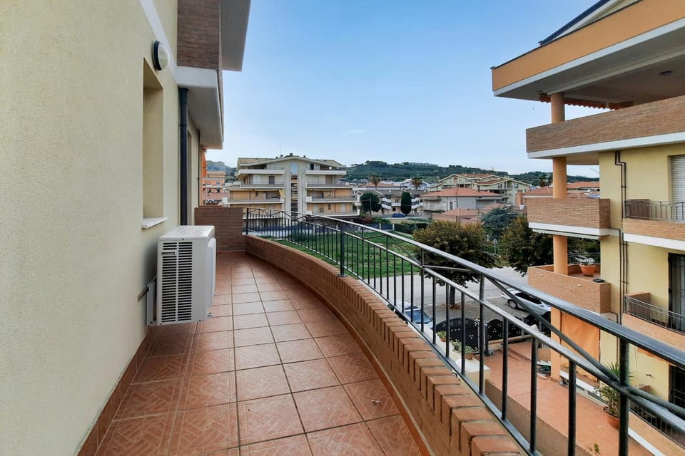View (from property/room), Balcony/Terrace