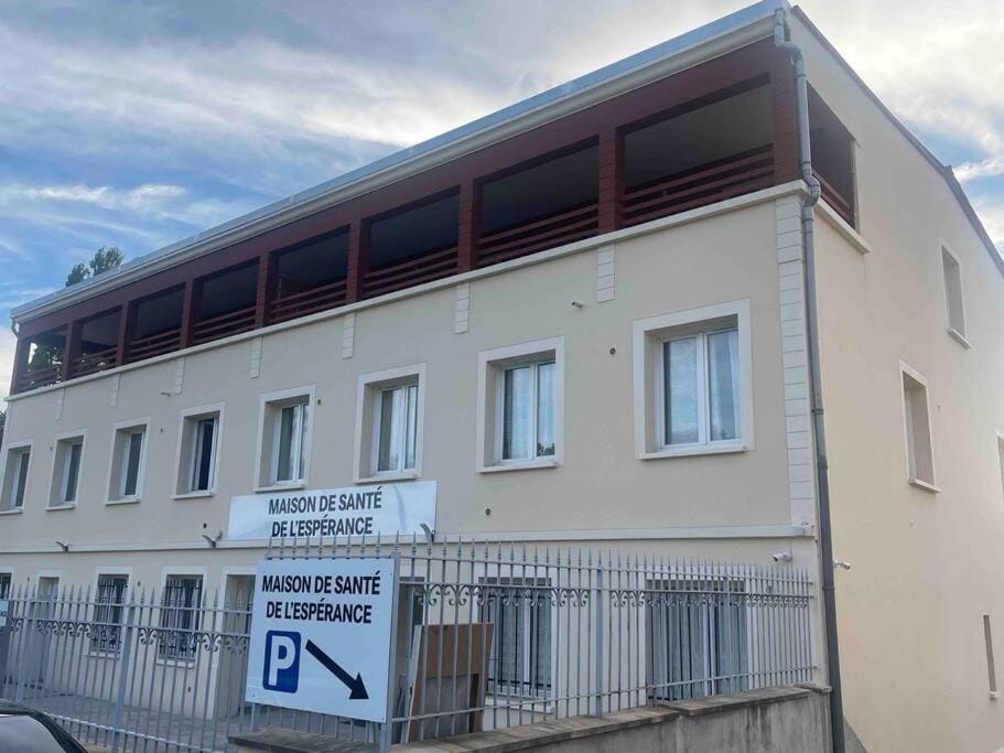 L7 -Villiers-le-Bel proche Aéroport ROISSY CHARLES DE GAULLES & PARIS Apartment in Île-de-France