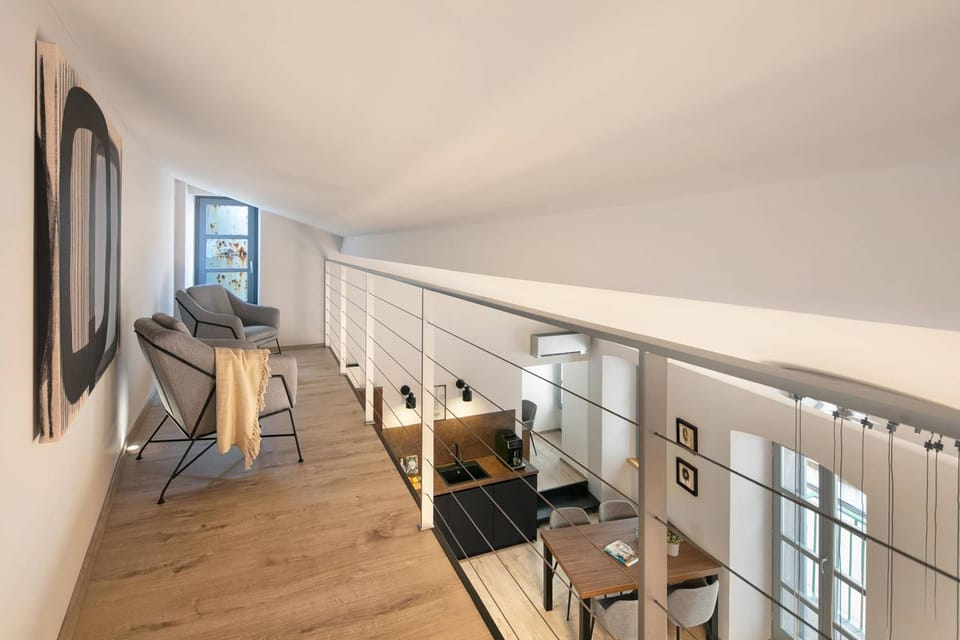Kitchen or kitchenette, Living room, Seating area