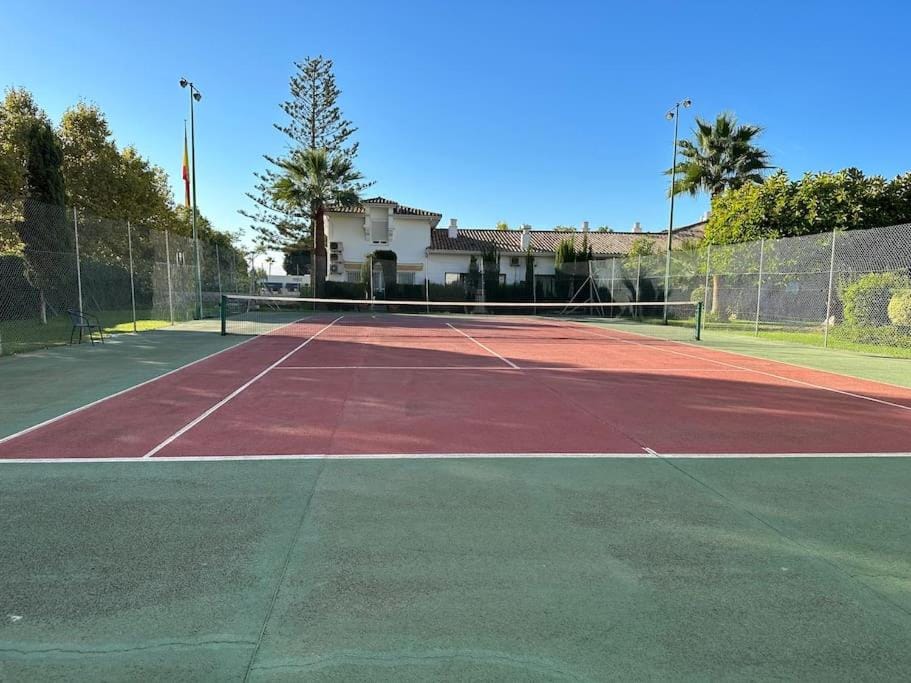 Tennis court