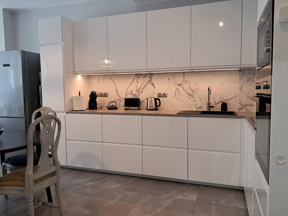 Beautiful New 2BR Apartment in Golden Mile of Marbella Apartment in Marbella
