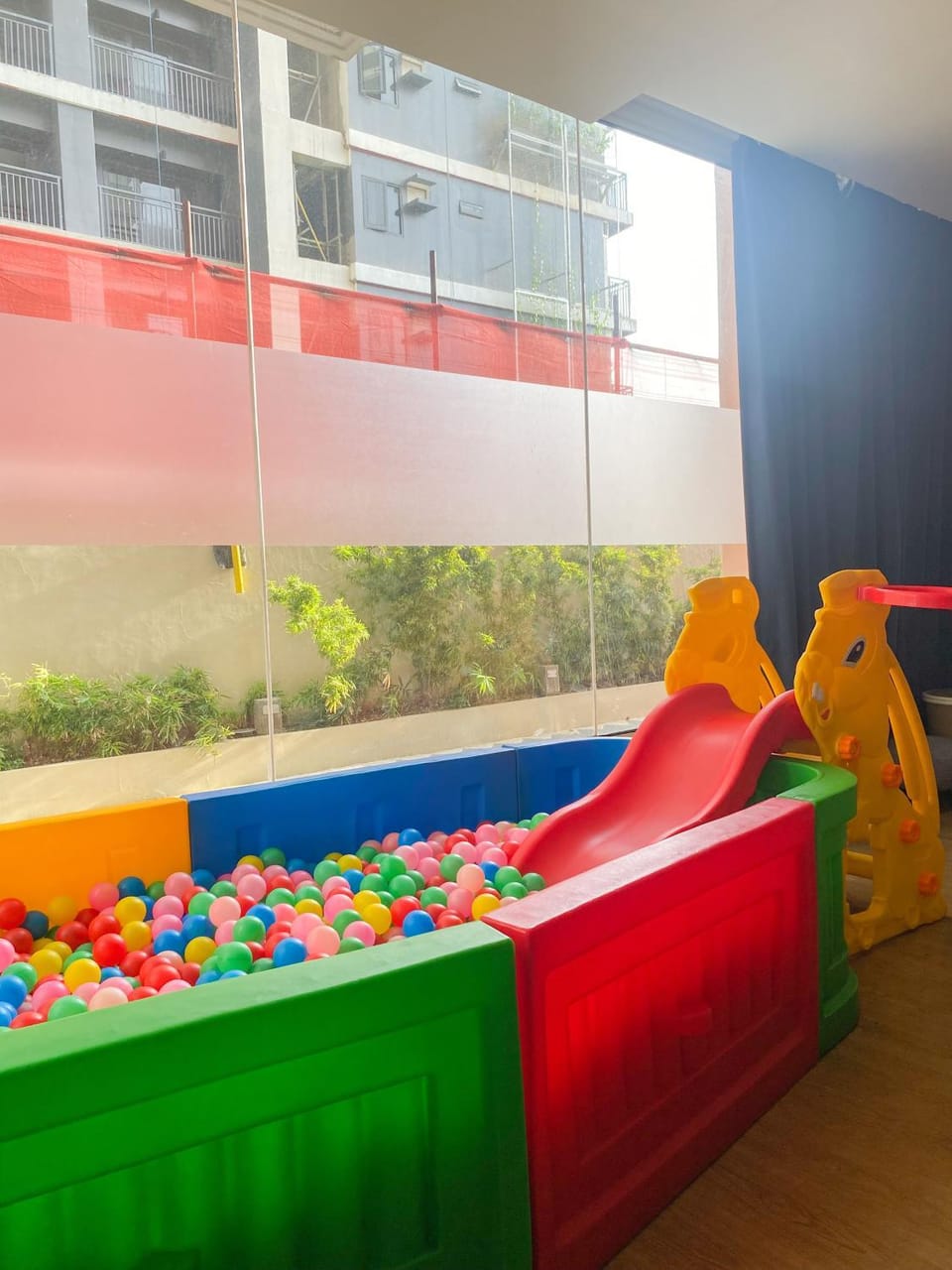 Deluxe Room w/ Pool & Billiards Apartment hotel in Pasay