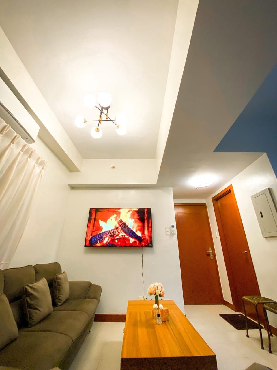Deluxe Room w/ Pool & Billiards Apartment hotel in Pasay