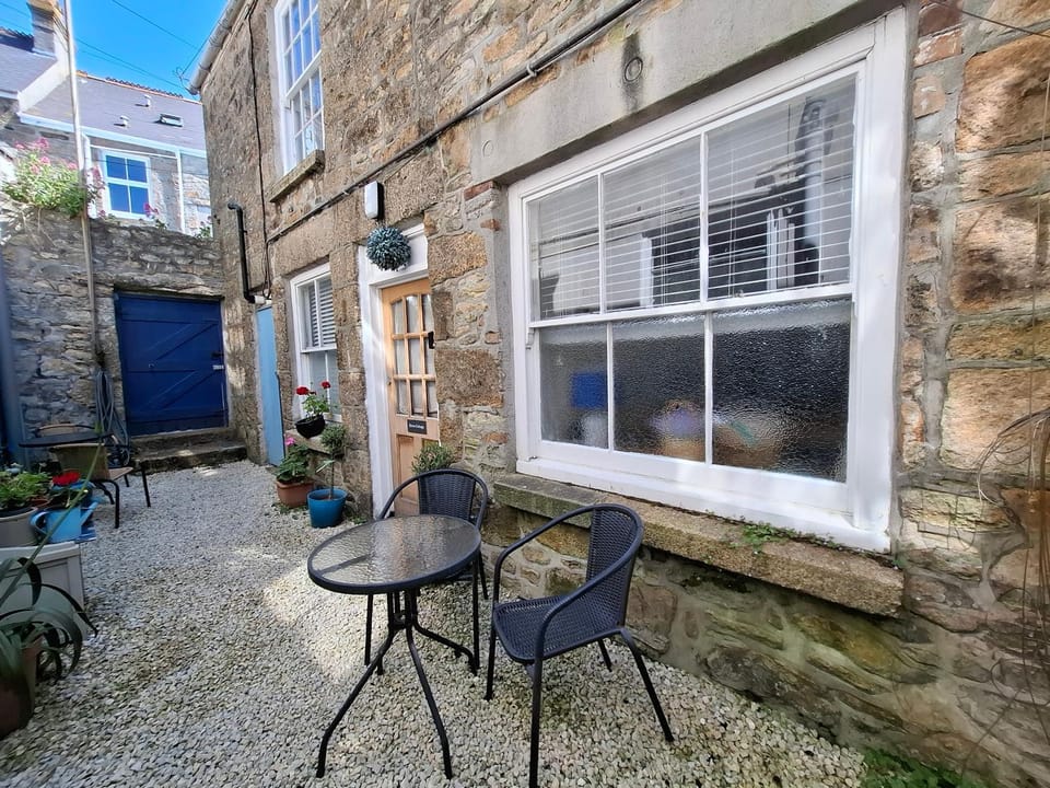 The Mews Cottage Apartment in Penzance