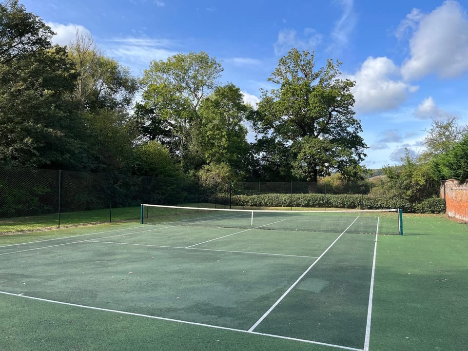 Day, Tennis court, Tennis court