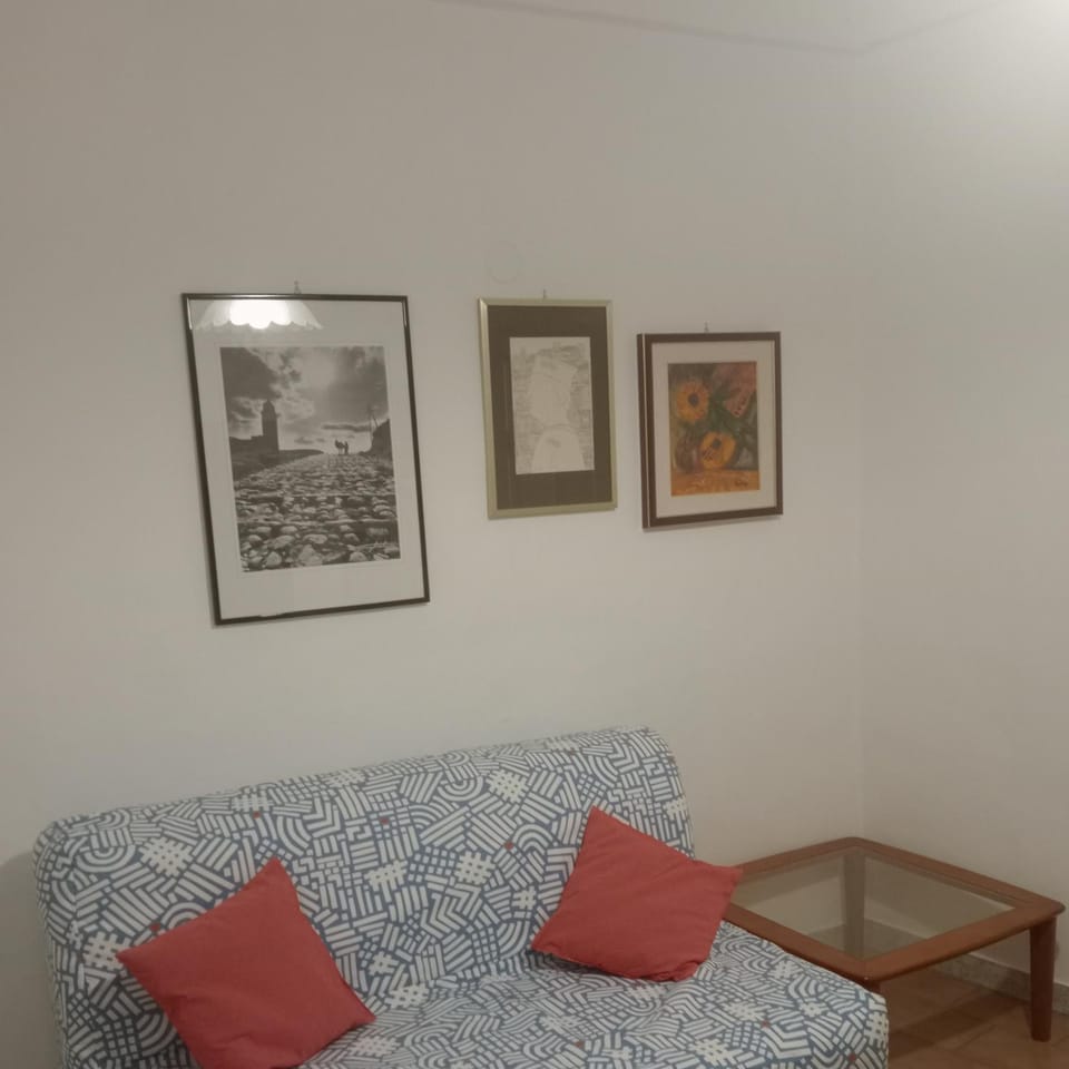 Living room, Decorative detail, Seating area